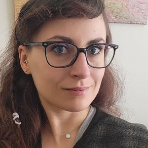 Meet your Posher, Lydia